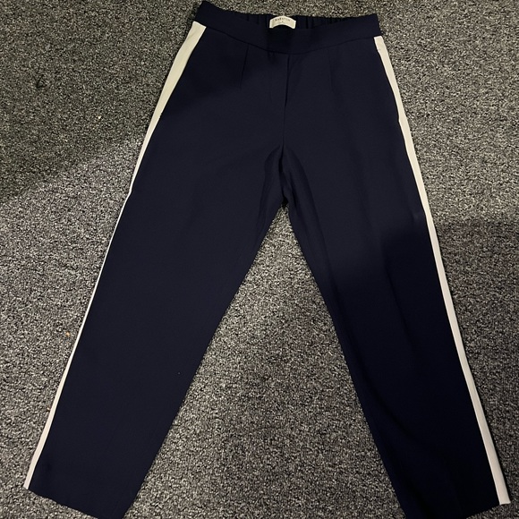 Aritzia Babaton Cropped Pant (Conan pant) - Picture 2 of 3
